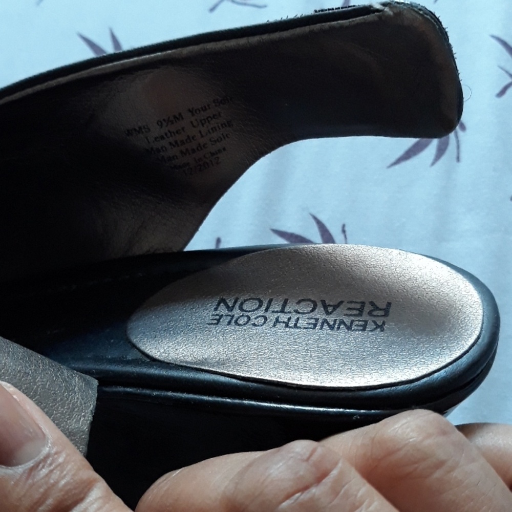 Shoes - Picture 7 of 7
